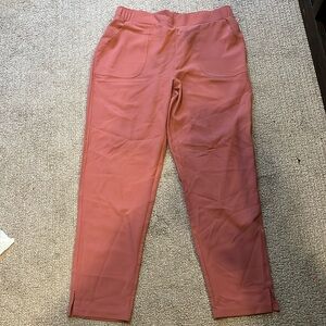 Women’s pants size medium